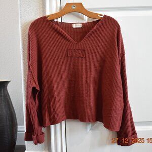 TRENDY Altar'd State Lightwear Sweater